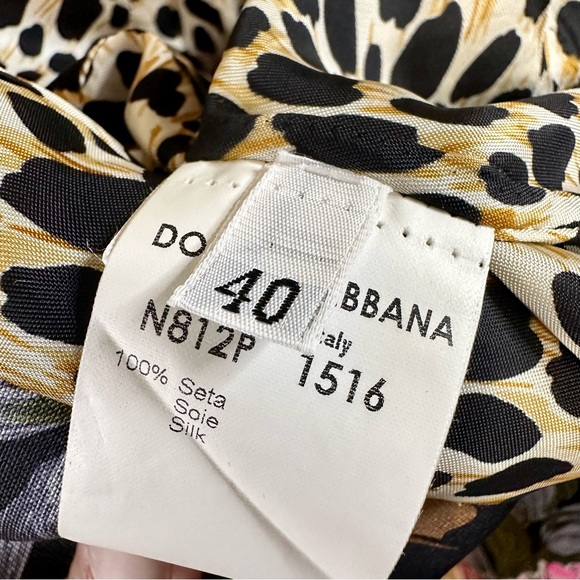 Dolce & Gabbana Silk Floral Skirt and Jacket Suit - Picture 9 of 12